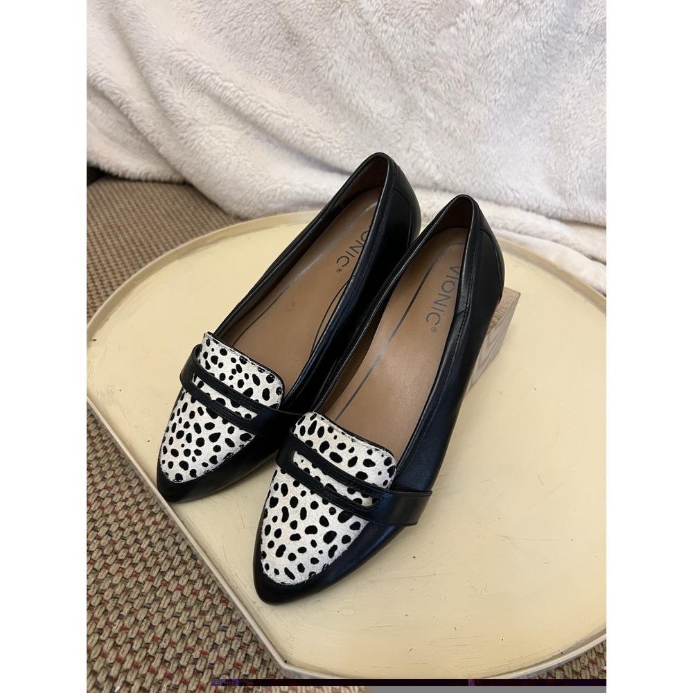 Vionic Gem Savannah Spot Cow Print Black Leather Flat Loafer Shoes 6 Wide